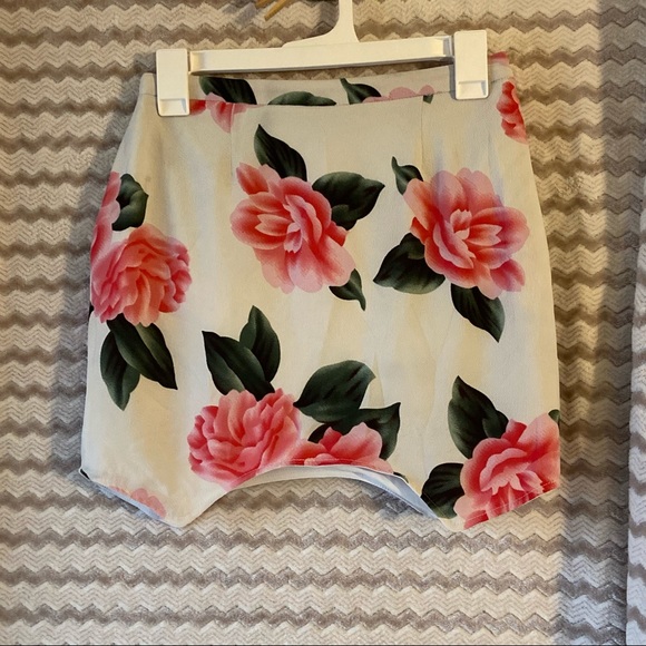 Floral Two Piece Set - Picture 8 of 11